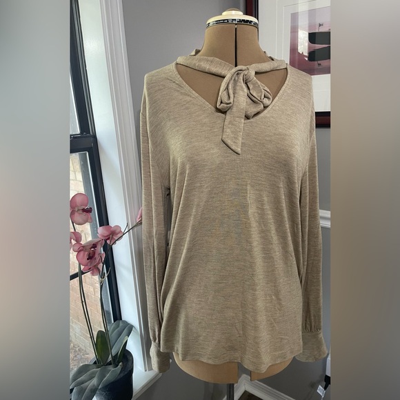 LOFT Tops - LOFT sz XL Olive Beige Blend Long Sleeve Top with Bow